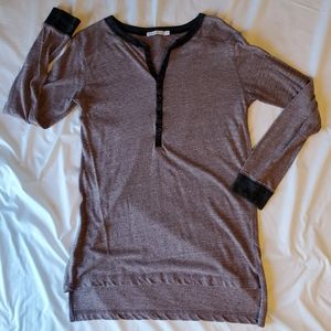 EUC Alternative Apparel high-low Henley tunic